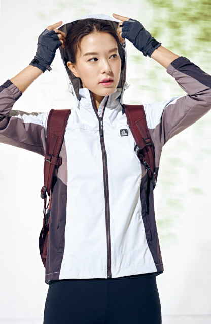 아웃도어 레드페이스, 찬바람은 막고 활동성은 높인 ‘액티브 재킷’ 출시